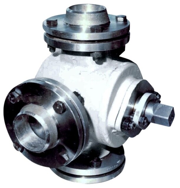 Кран пробковый стальной трехходовой фланцевый сальниковый 11с17бк ДУ 80 РУ 10