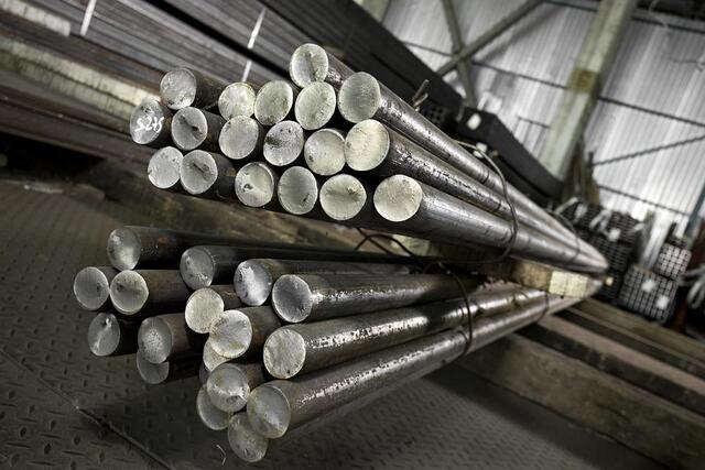 Пруток стальной круглый г/к Ст3 10 мм ГОСТ 2590-2006